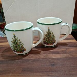 Pair of Christmas Mugs Holiday Celebrations Christopher Radko